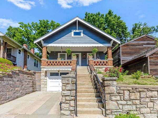 4745 Terrace Street, Kansas City, MO 64112