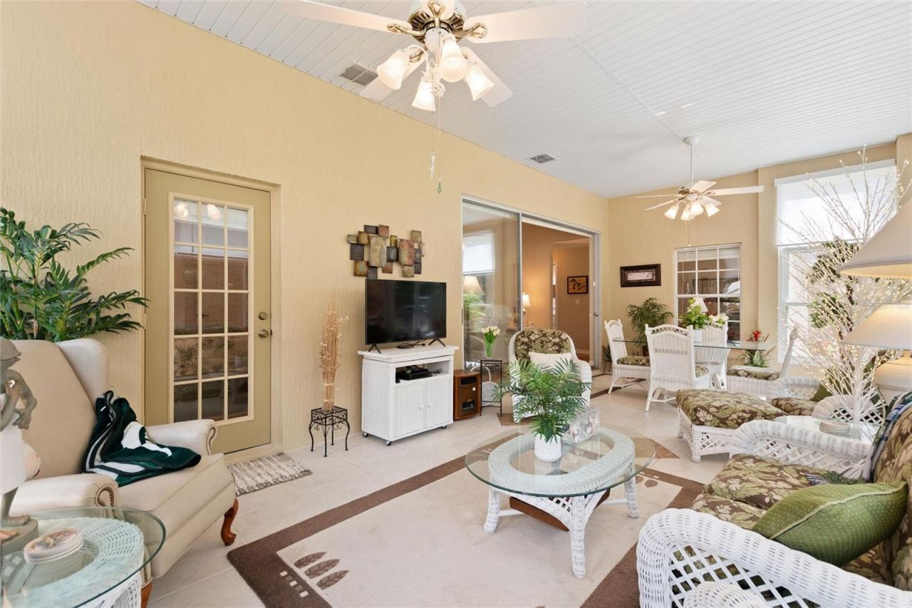 315 Ridge View Dr , Davenport, FL 33837 Photo