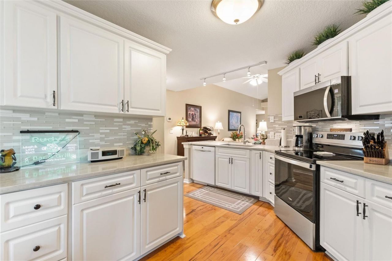 315 Ridge View Dr , Davenport, FL 33837 Photo