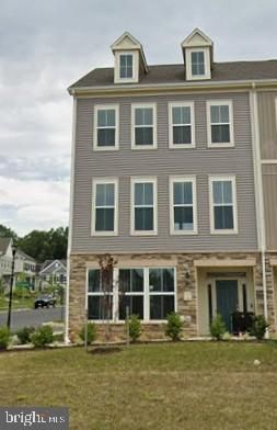360 Coastal Avenue , Unit 105, Stafford, VA 22554 Main Photo