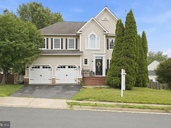 6513 WHEAT MILL WAY, CENTREVILLE, VA 20121
