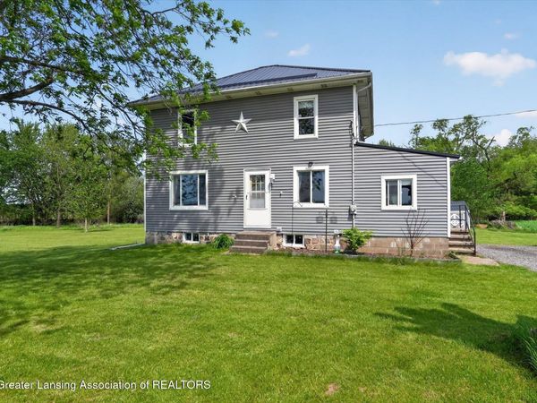 21904 23 Mile Road, Olivet, MI 49076