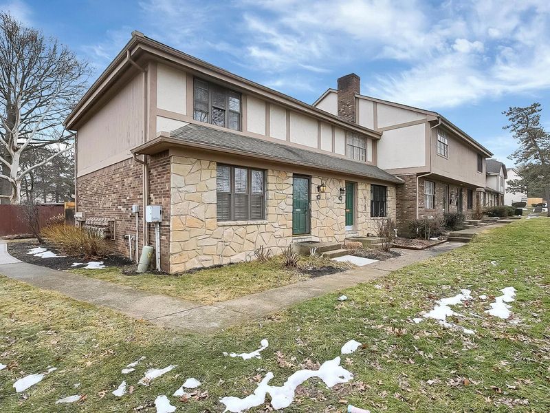 97 Stornoway Drive W, Columbus, OH 43213 Photo 26