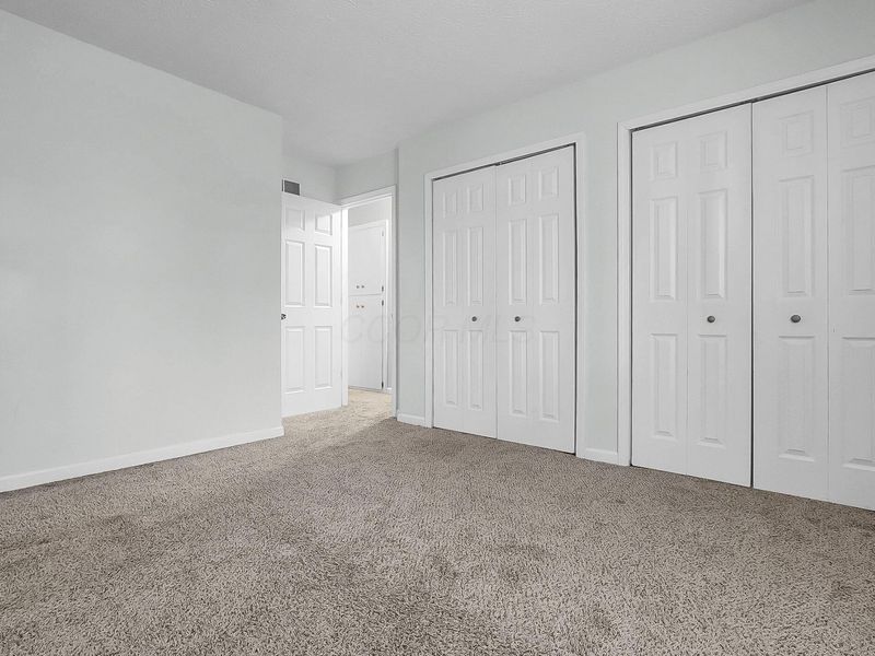 97 Stornoway Drive W, Columbus, OH 43213 Photo 8