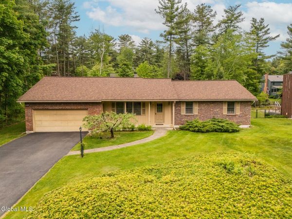 21 Helen Drive, Queensbury, NY 12804