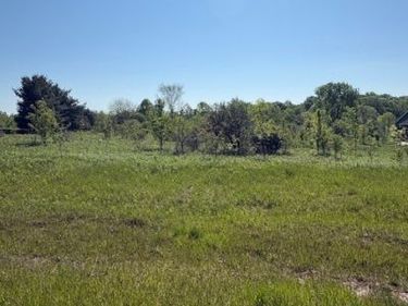 7373 Hunters Glen Lane, Seville, OH 44273