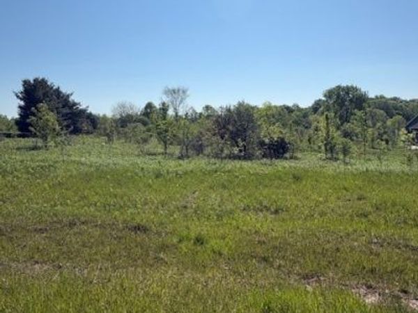 7373 Hunters Glen Lane , Seville, OH 44273
