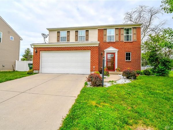 2111 Willow Oak Court, Moraine, OH 45439