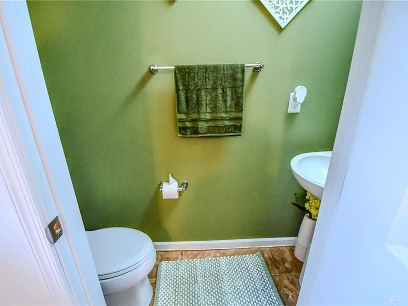 2111 Willow Oak Court, Moraine, OH 45439 Photo 10