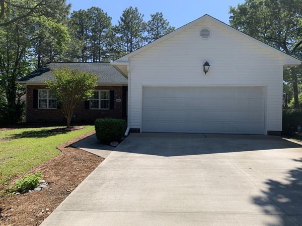 1455 Longleaf Drive E, Pinehurst, NC 28374