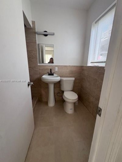 2052 SW 7th St , Unit 4, Miami, FL 33135 Photo