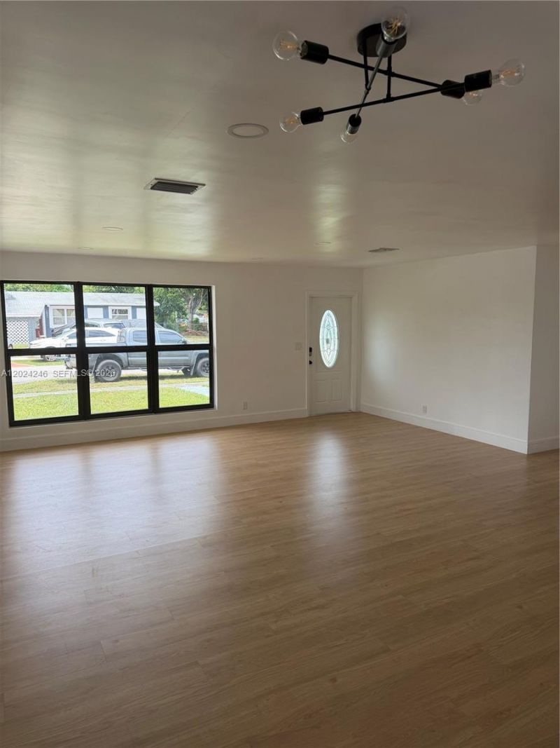 4830 NW 13th St, Lauderhill, FL 33313 Photo