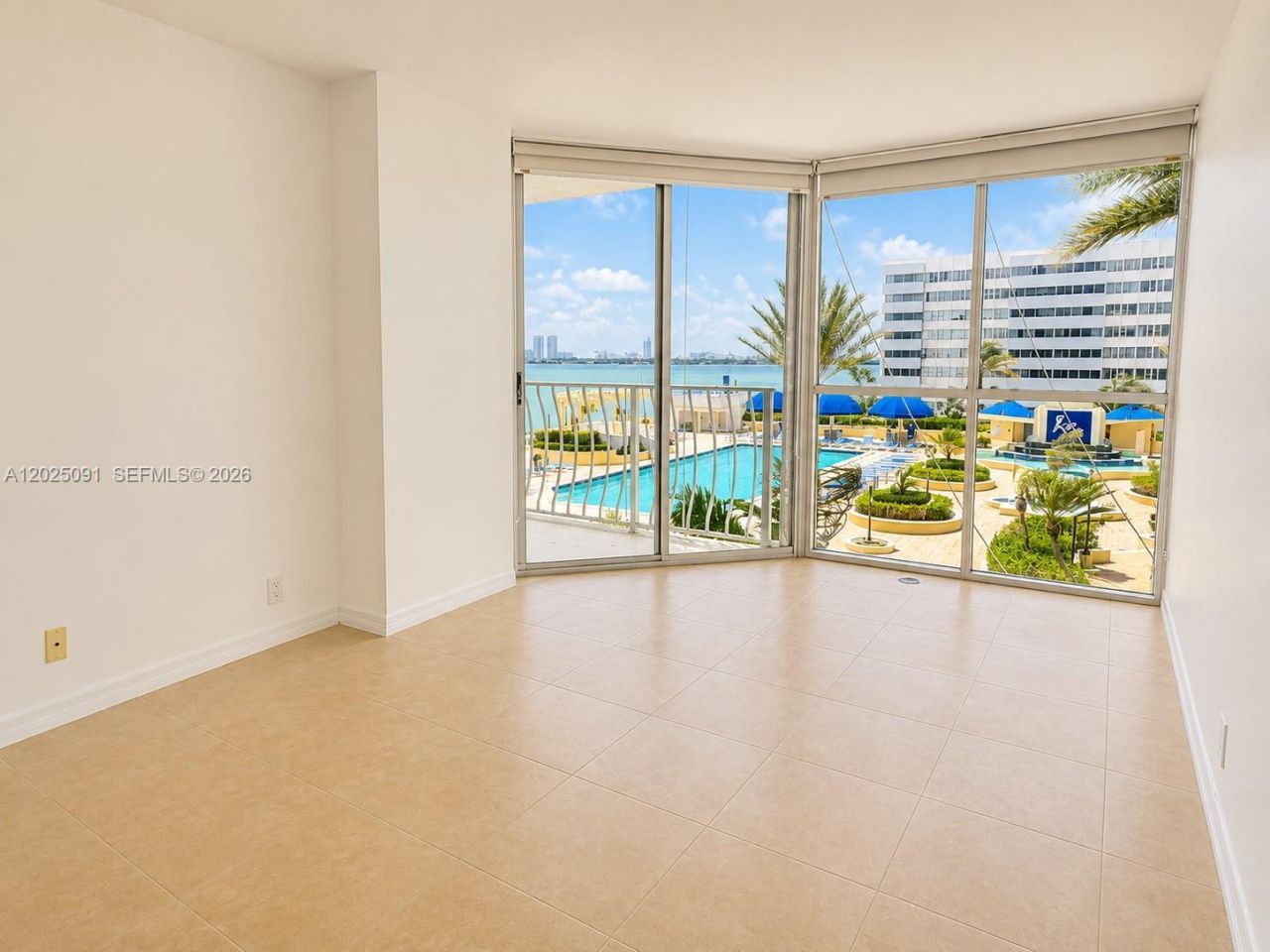 7601 E Treasure Dr , Unit 622, North Bay Village, FL 33141 Photo