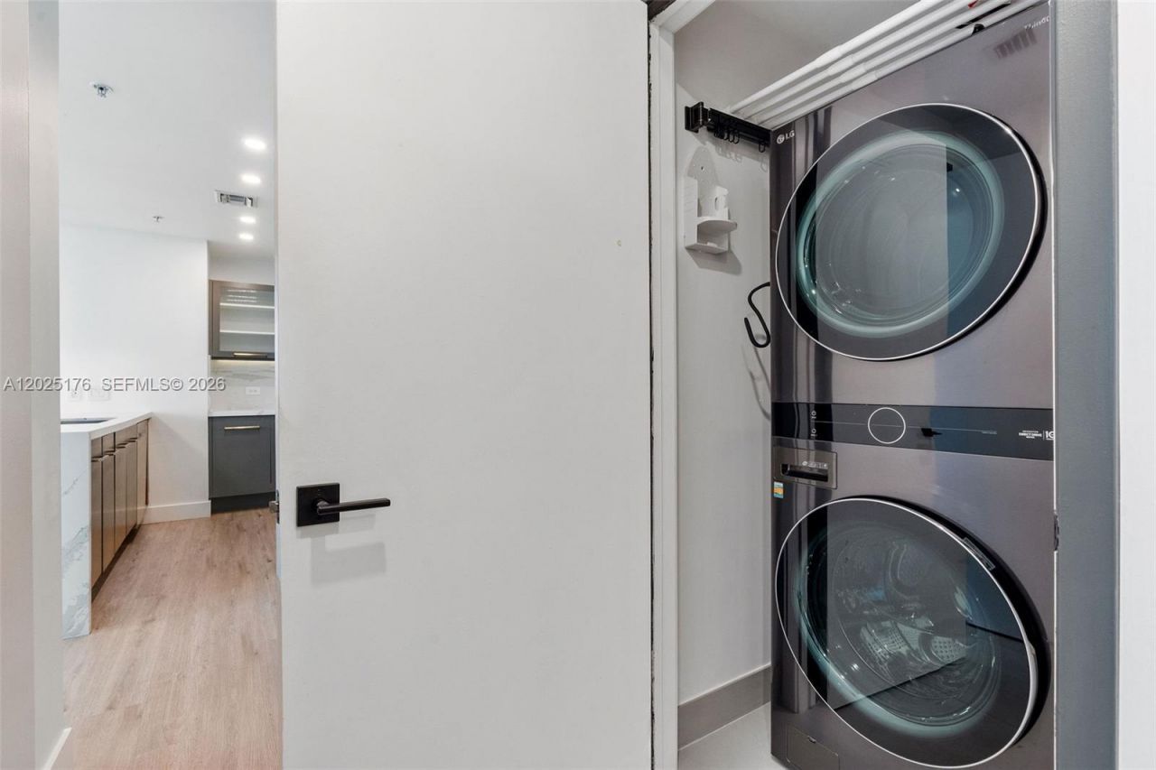 3301 NE 1st Ave , Unit H2215, Miami, FL 33137 Photo