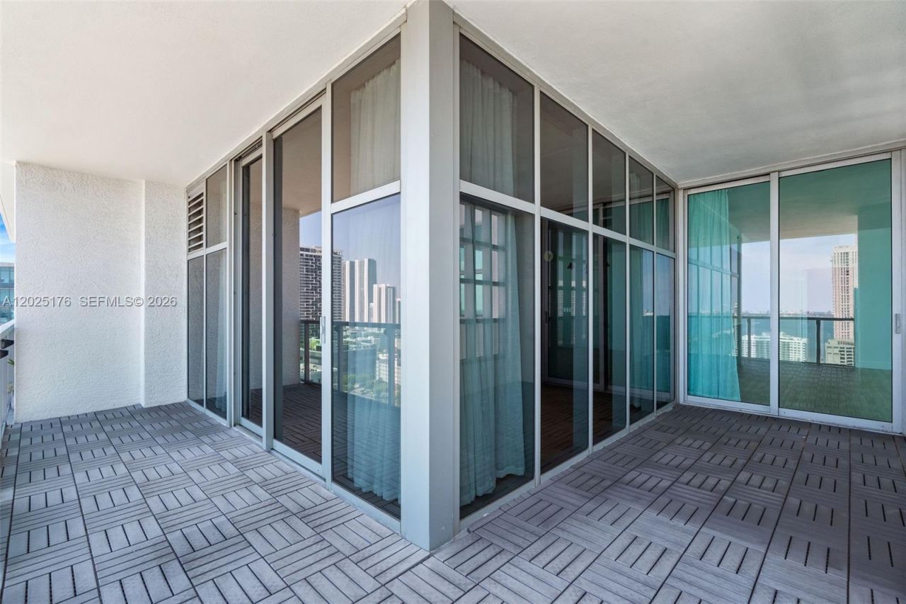 3301 NE 1st Ave , Unit H2215, Miami, FL 33137 Photo