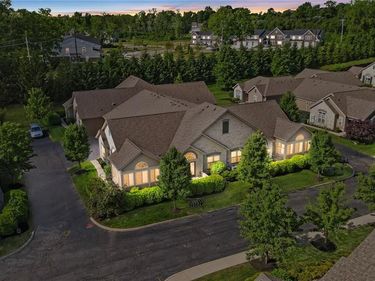 2419 Locust Hill Boulevard, Beavercreek, OH 45431
