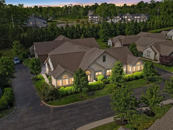 2419 Locust Hill Boulevard, Beavercreek, OH 45431