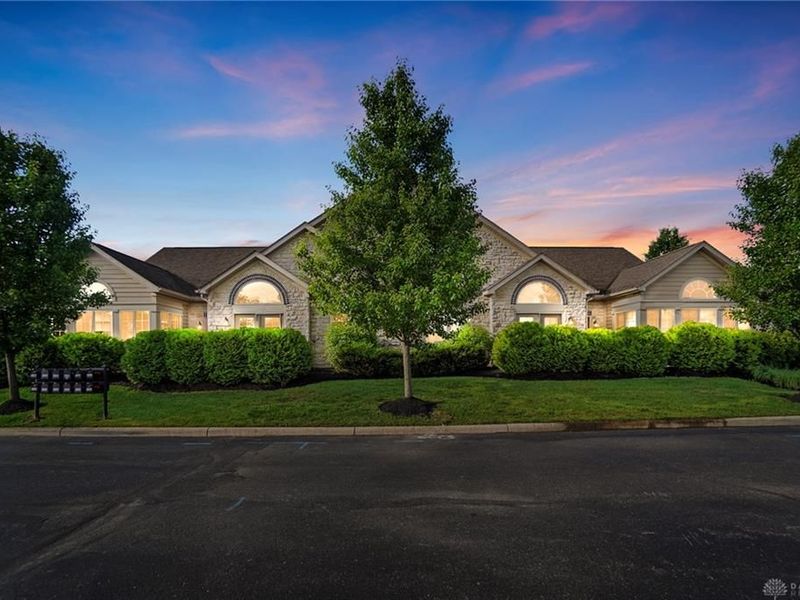 2419 Locust Hill Boulevard, Beavercreek, OH 45431 Photo 3