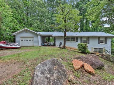 1888 Buford Dam Road, Buford, GA 30518