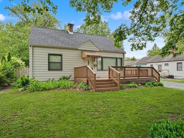610 S Western Avenue , Champaign, IL 61821