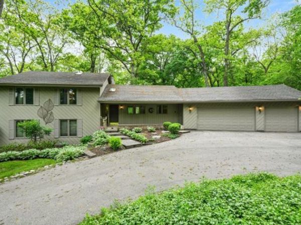 10876 CROCKETT Road , Roscoe, IL 61073