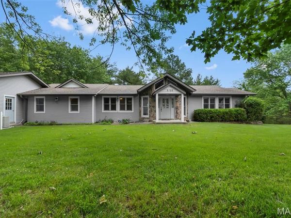 3122 Green Ridge Court , Jackson, MO 63755