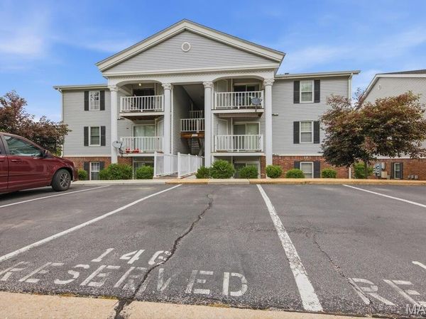 1231 Creve Coeur Crossing Lane , Unit B, Creve Coeur, MO 63017