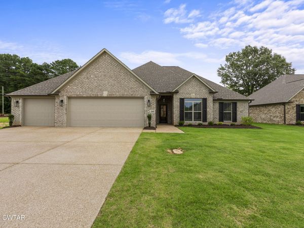 28 Emerald Downs , Three Way, TN 38343
