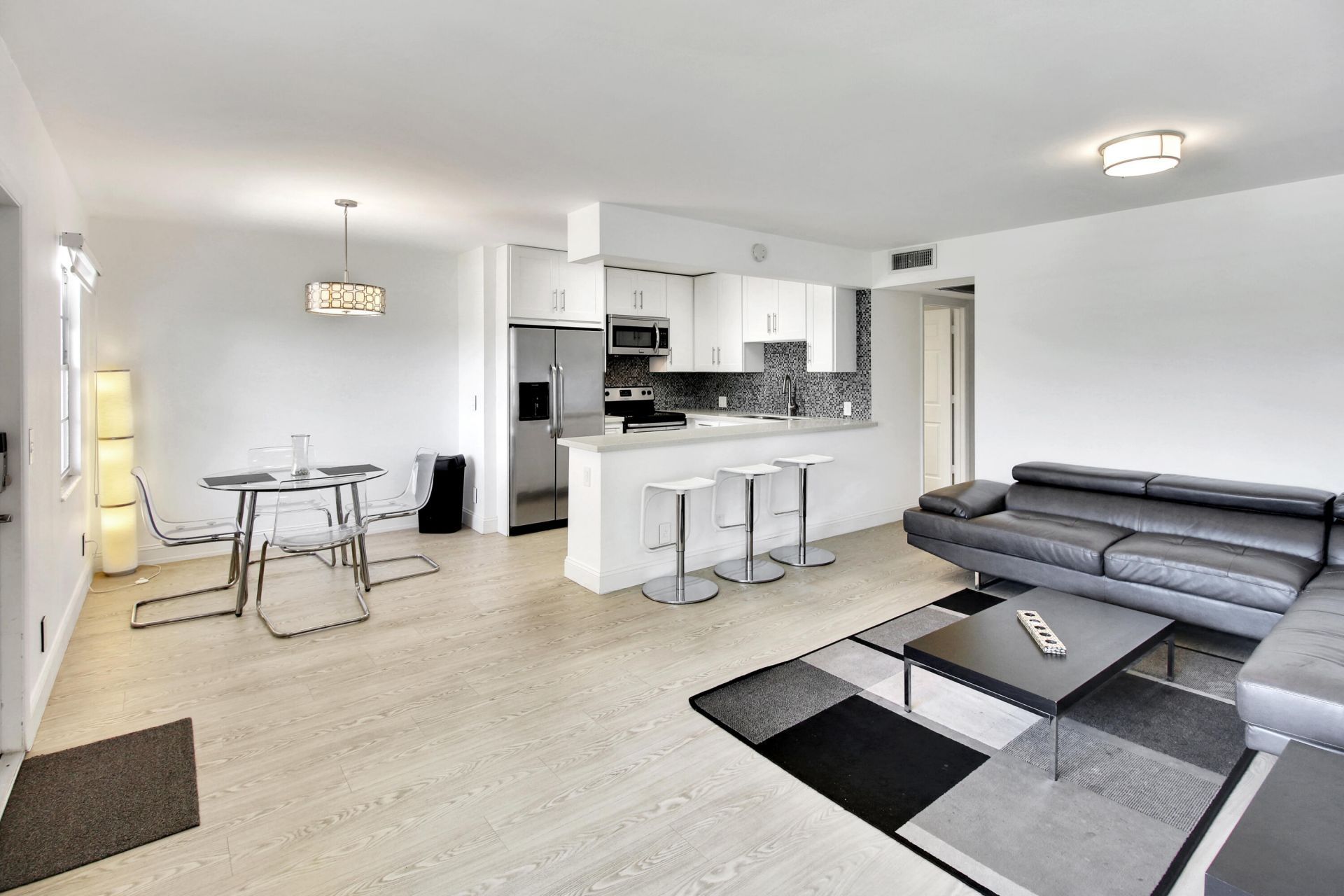 17 Fanshaw A, Boca Raton, FL 33434 Photo