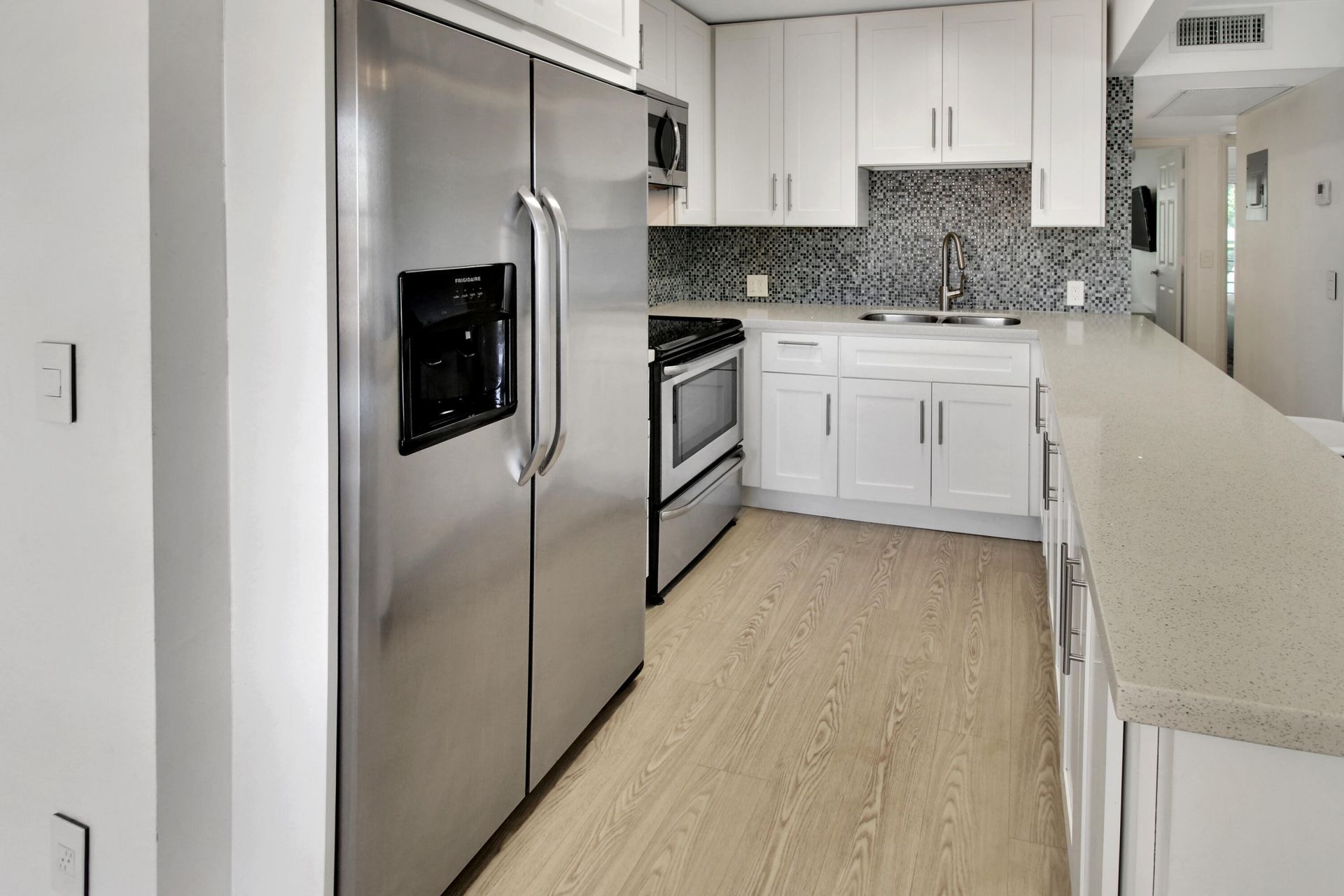 17 Fanshaw A, Boca Raton, FL 33434 Photo