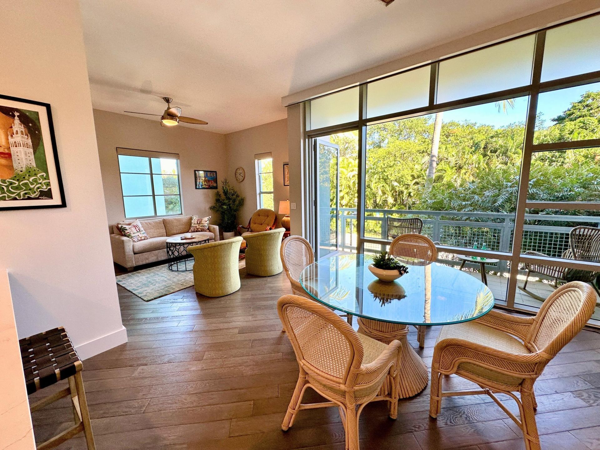 365 SE 6th Avenue, Unit 203, Delray Beach, FL 33483 Photo