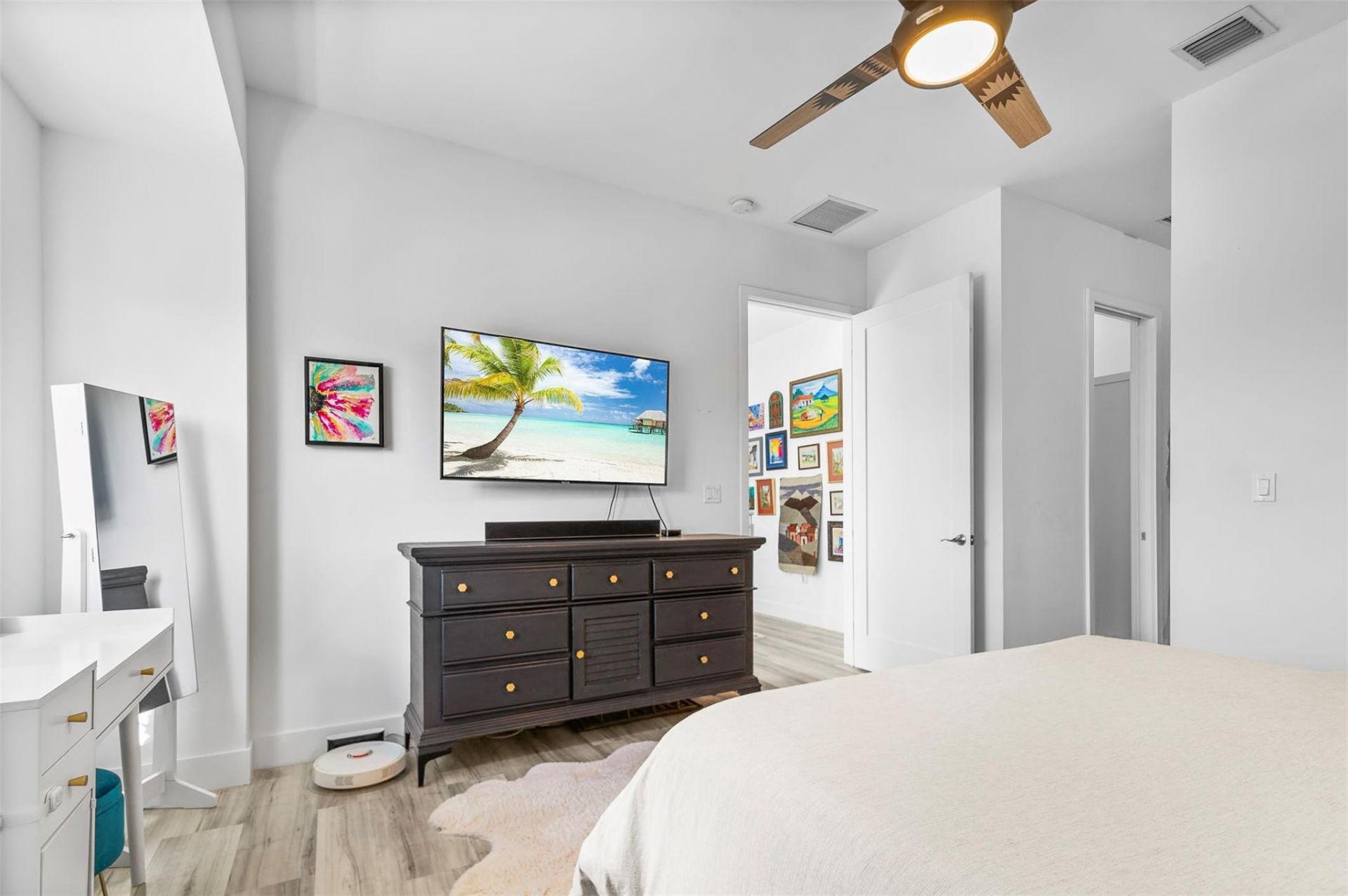 1110 NE 14th Avenue, Fort Lauderdale, FL 33304 Photo