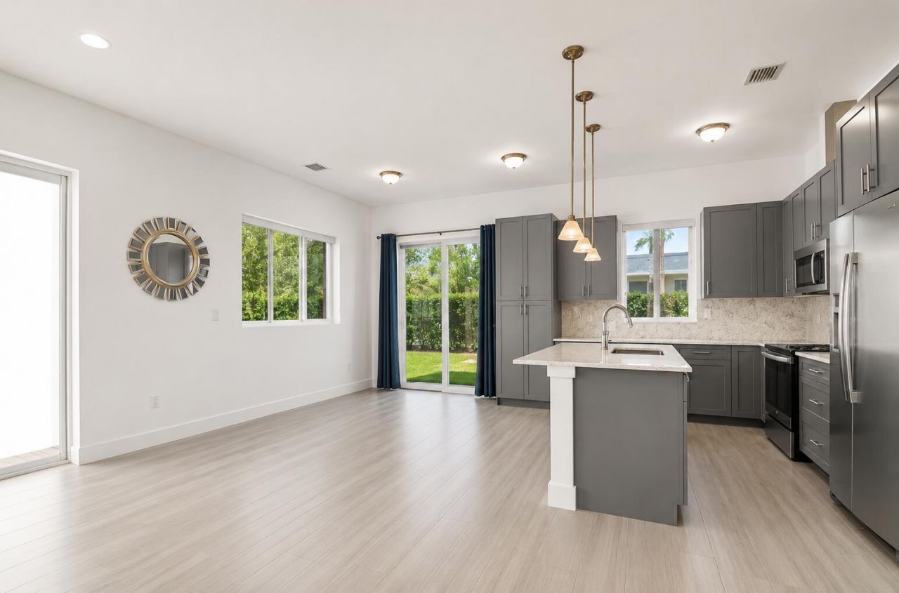 1110 NE 14th Avenue, Fort Lauderdale, FL 33304 Photo