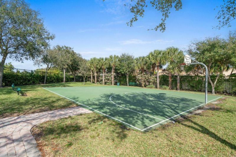 3190 El Camino Real, West Palm Beach, FL 33409 Photo