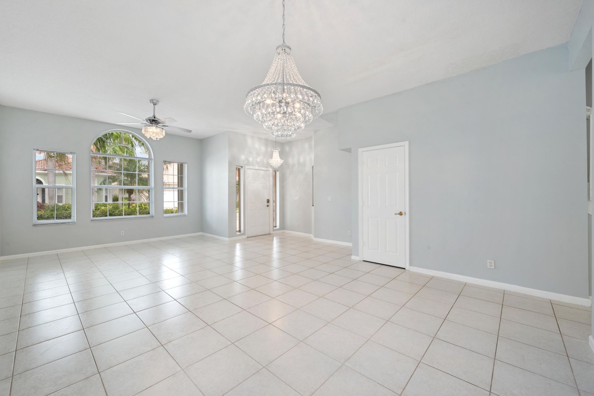 3190 El Camino Real, West Palm Beach, FL 33409 Photo