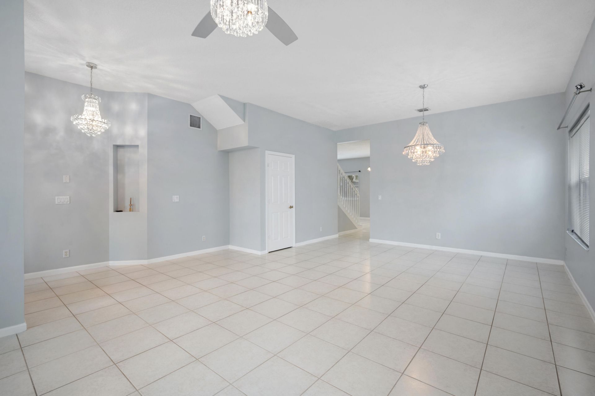 3190 El Camino Real, West Palm Beach, FL 33409 Photo
