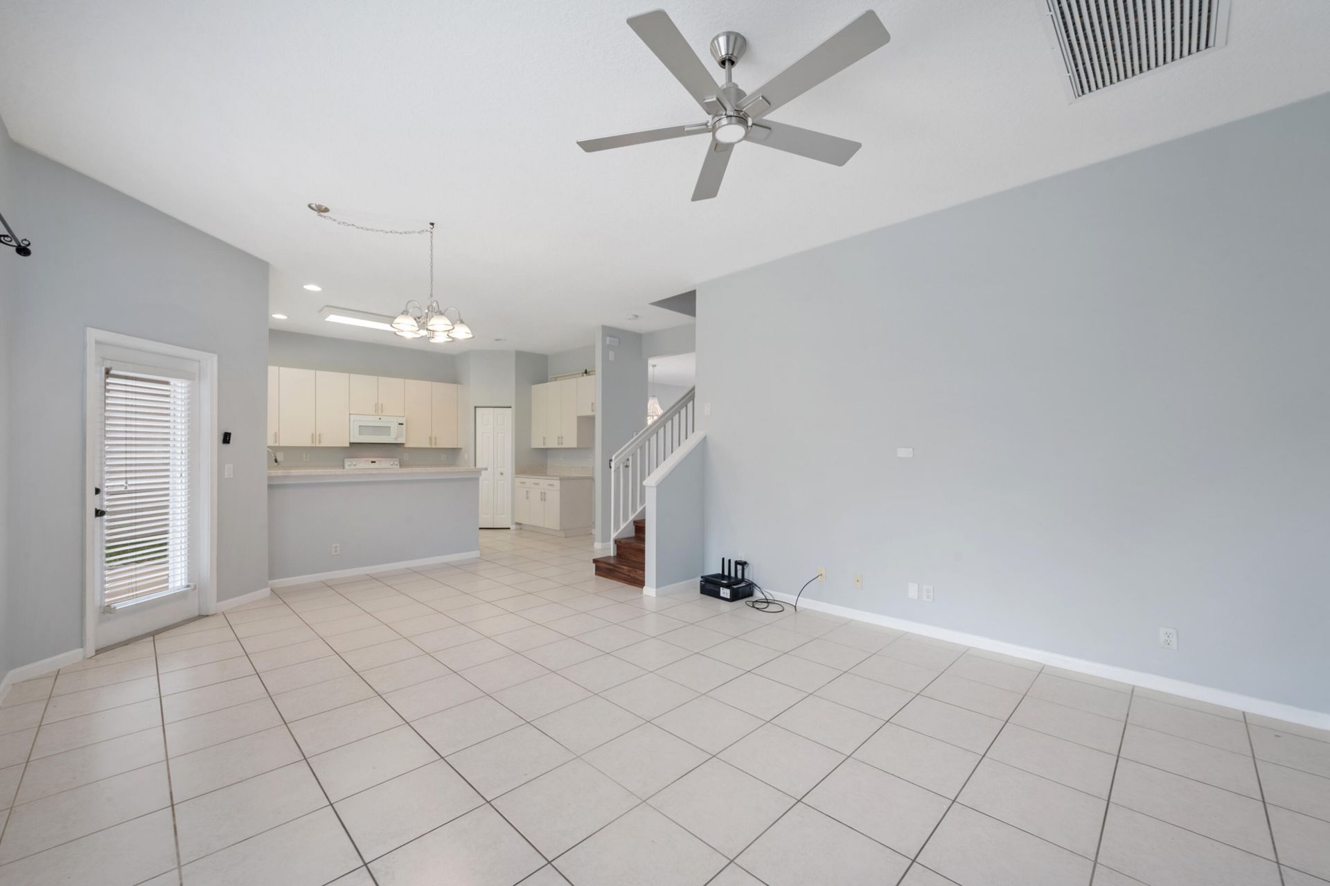3190 El Camino Real, West Palm Beach, FL 33409 Photo