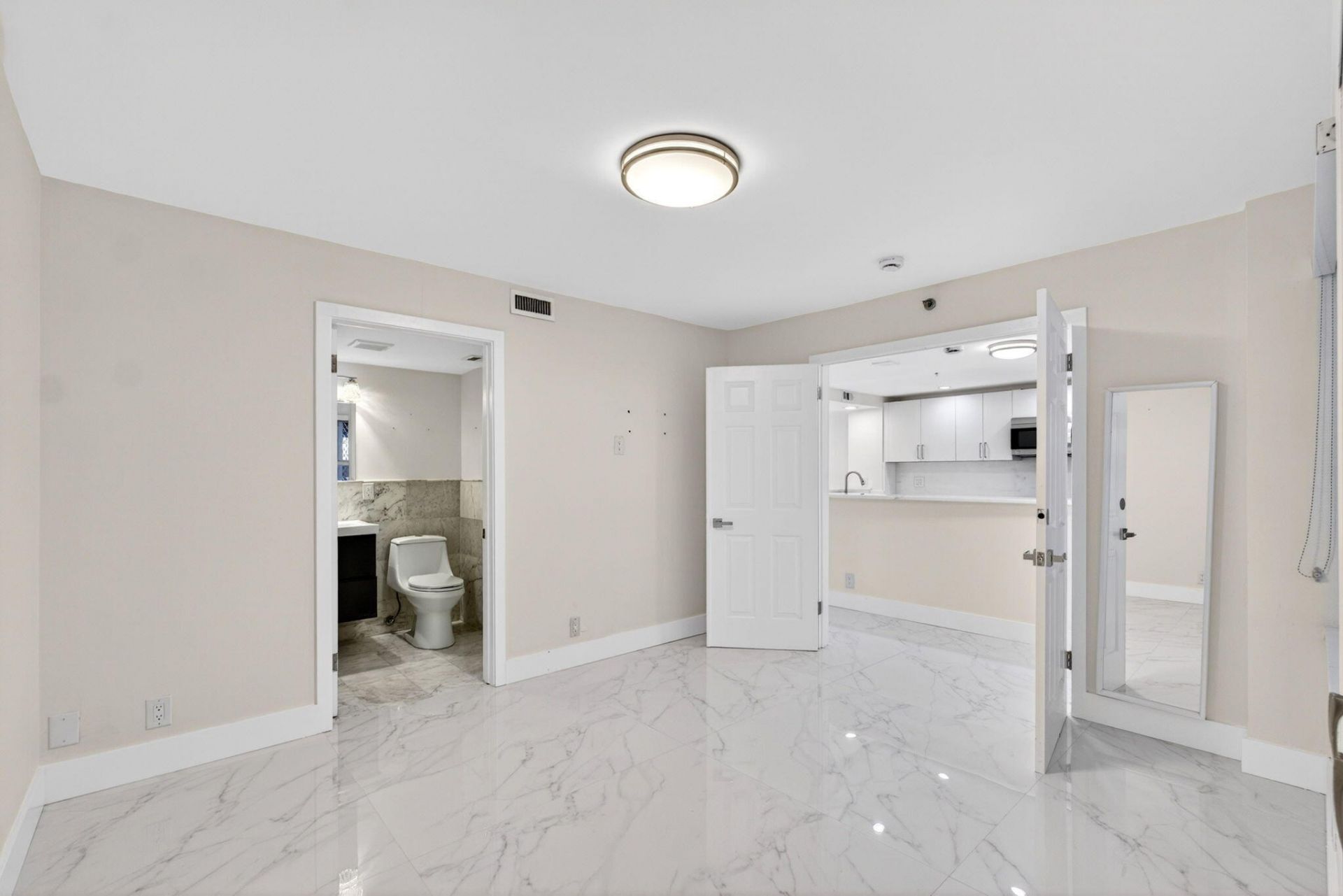 3901 S Flagler Drive, Unit 105, West Palm Beach, FL 33405 Photo