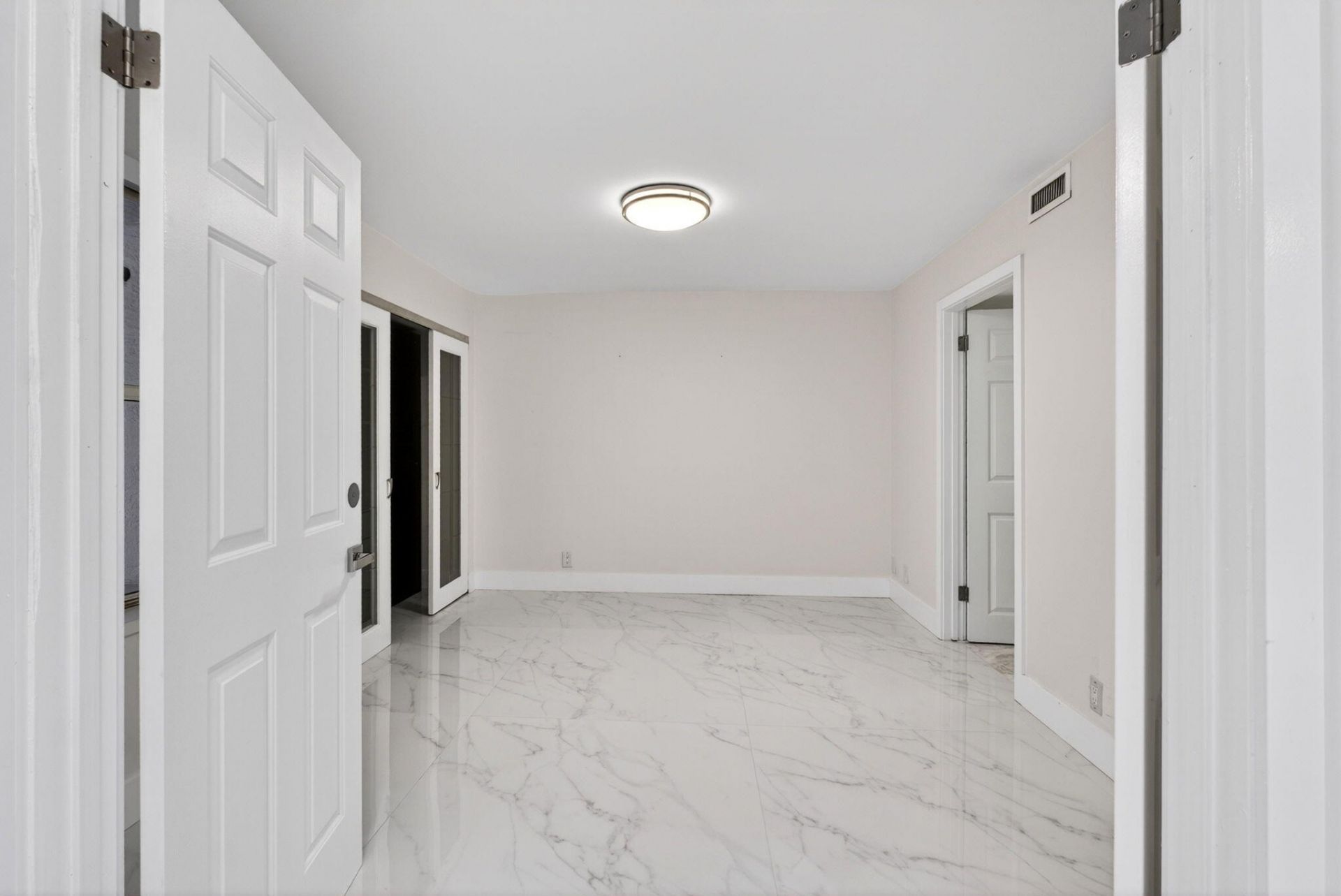 3901 S Flagler Drive, Unit 105, West Palm Beach, FL 33405 Photo