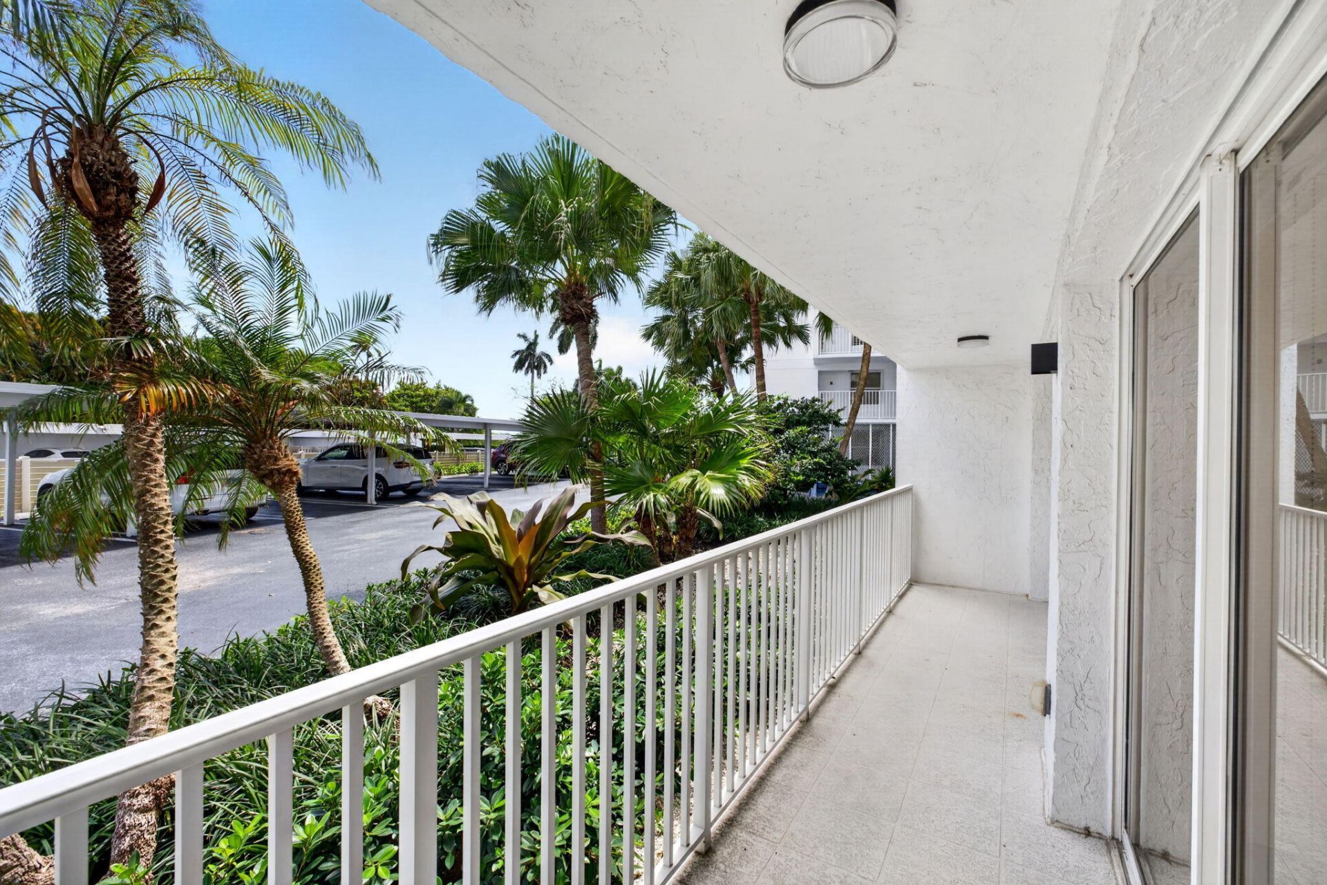 3901 S Flagler Drive, Unit 105, West Palm Beach, FL 33405 Photo
