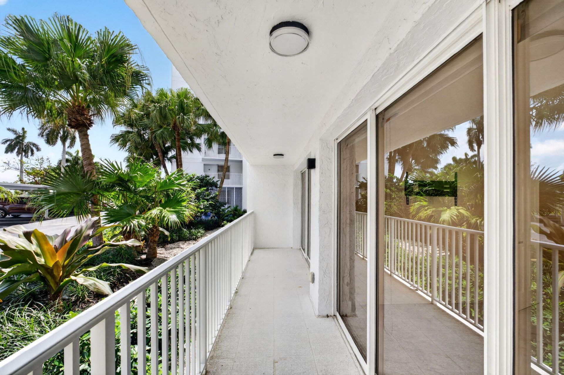 3901 S Flagler Drive, Unit 105, West Palm Beach, FL 33405 Photo