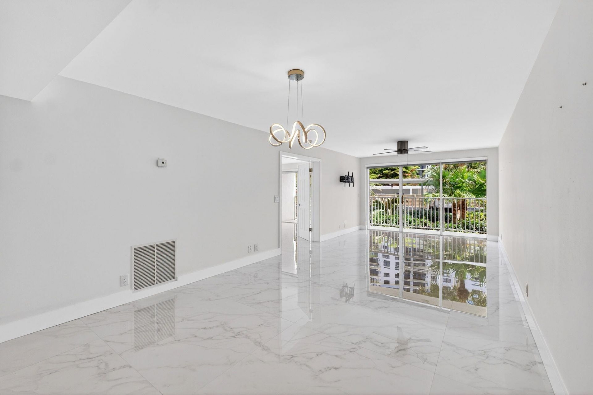 3901 S Flagler Drive, Unit 105, West Palm Beach, FL 33405 Photo