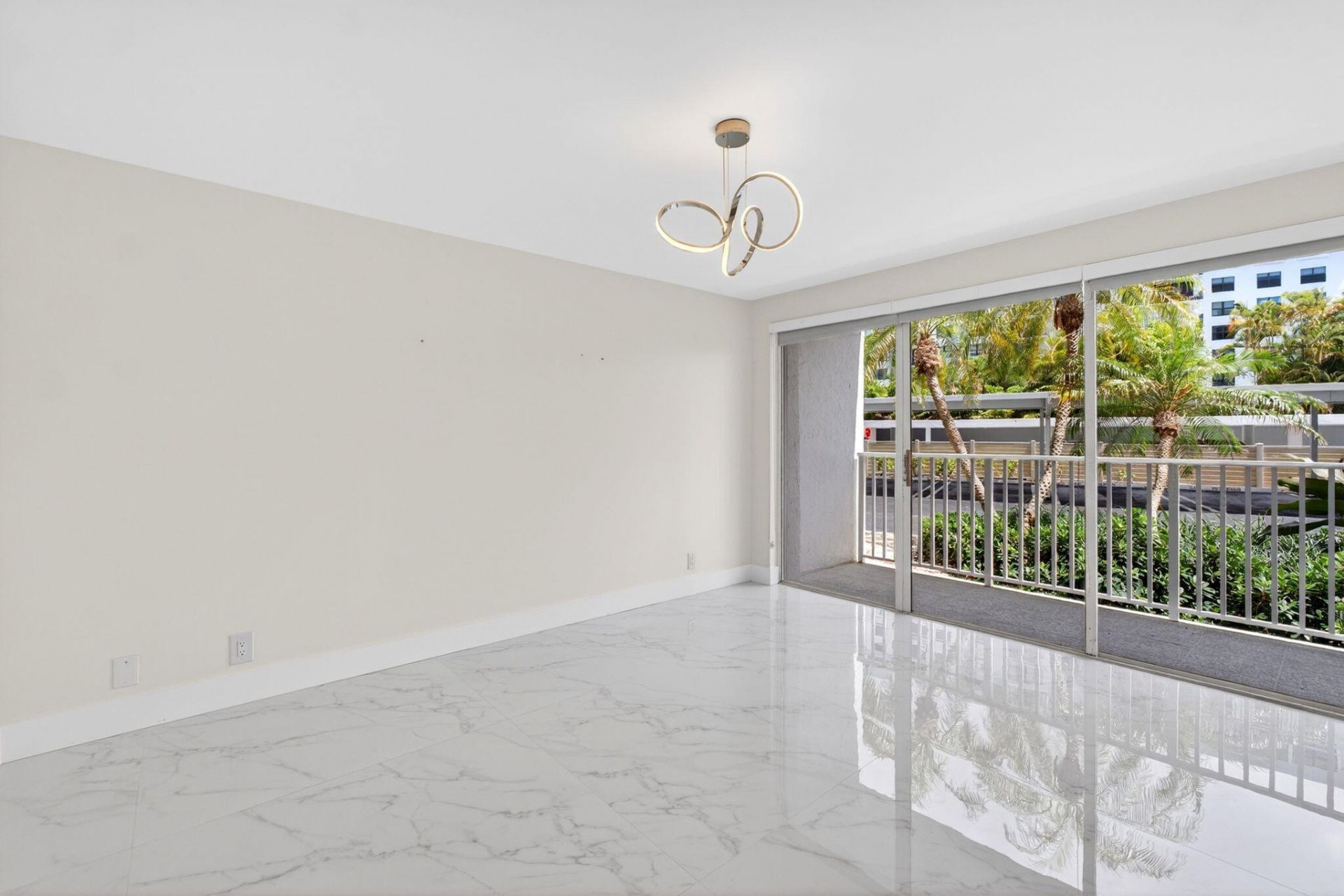 3901 S Flagler Drive, Unit 105, West Palm Beach, FL 33405 Photo