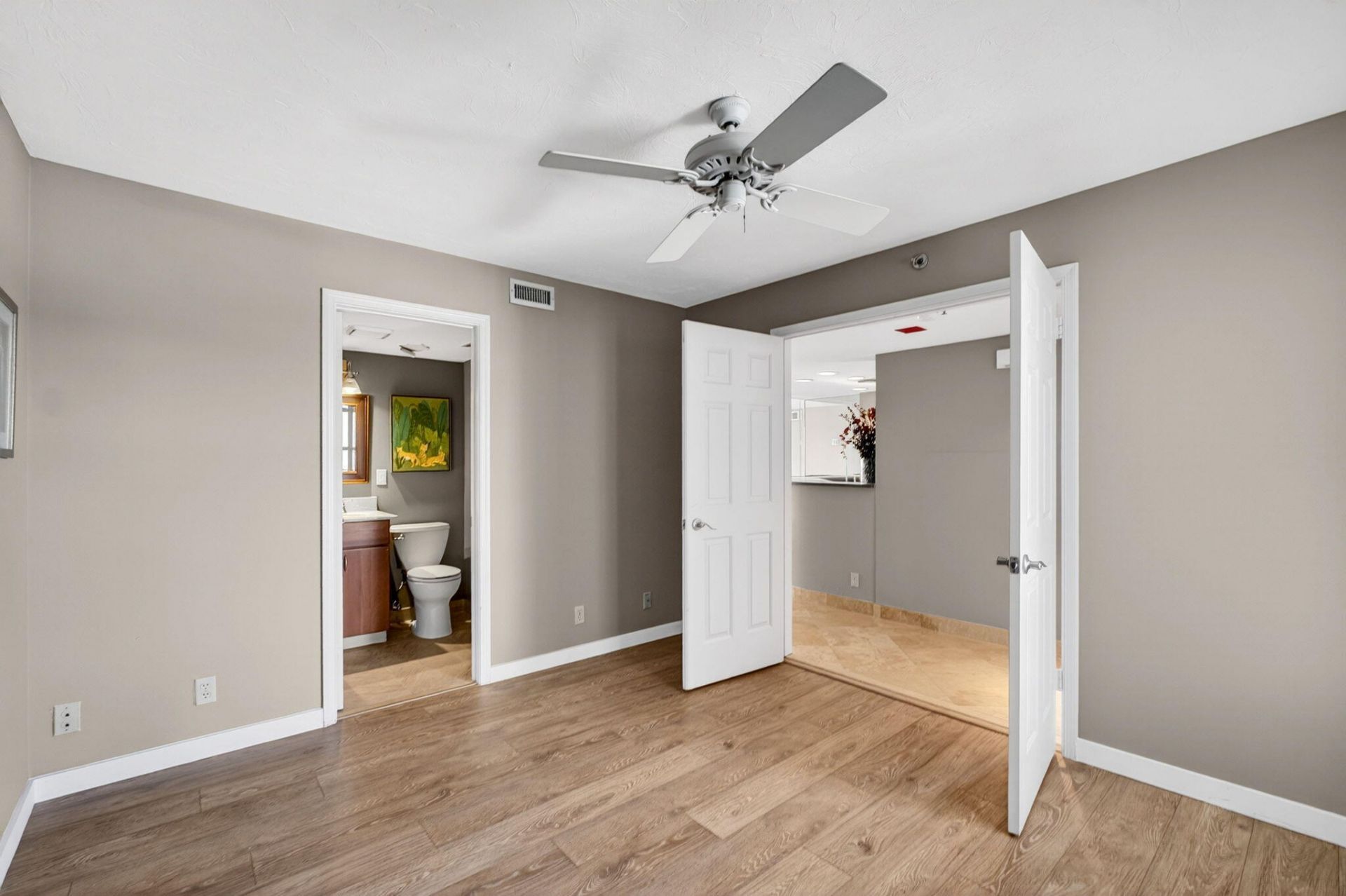 3901 S Flagler Drive, Unit 703, West Palm Beach, FL 33405 Photo