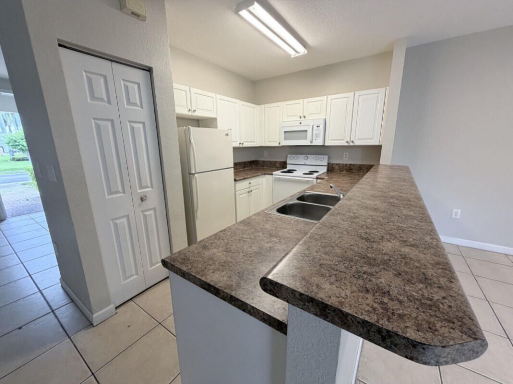 933 NE 42nd Avenue, Homestead, FL 33033 Photo