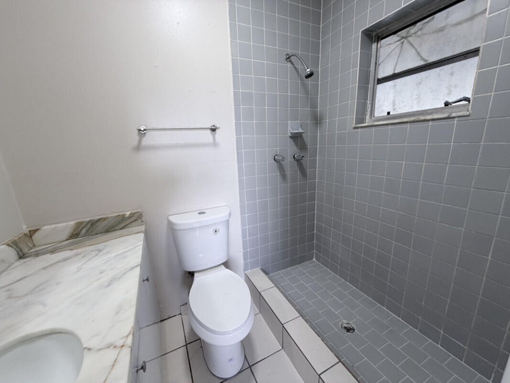 639 SW 3rd Terrace, Homestead, FL 33034 Photo