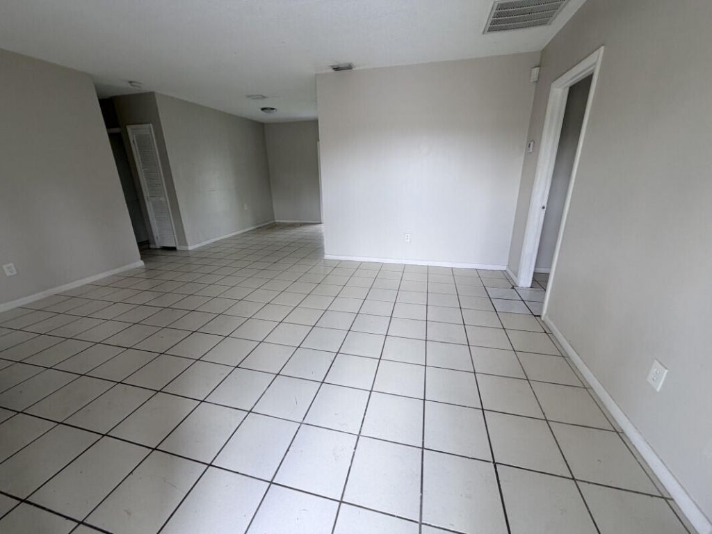 639 SW 3rd Terrace, Homestead, FL 33034 Photo