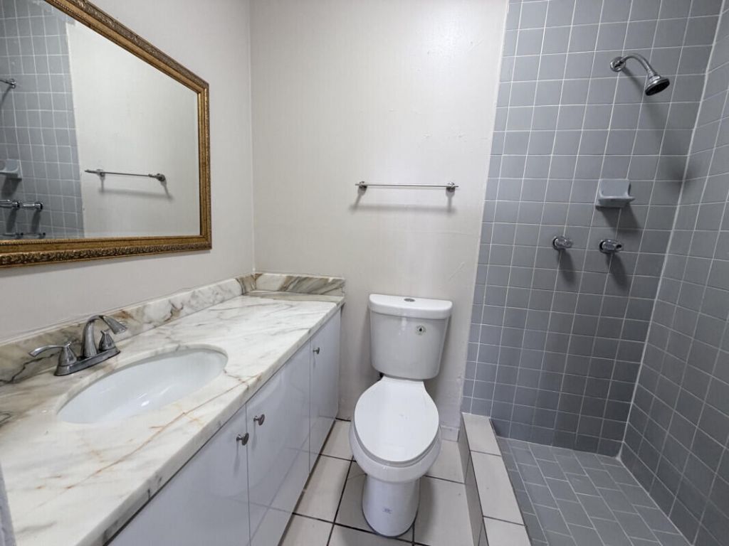 639 SW 3rd Terrace, Homestead, FL 33034 Photo
