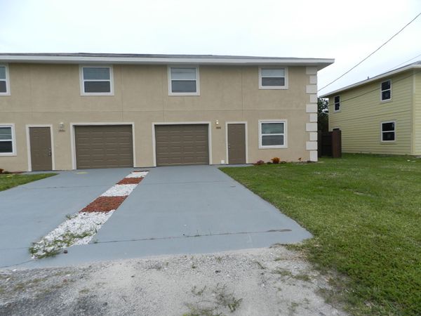 2880 Harson Way, Fort Pierce, FL 34946