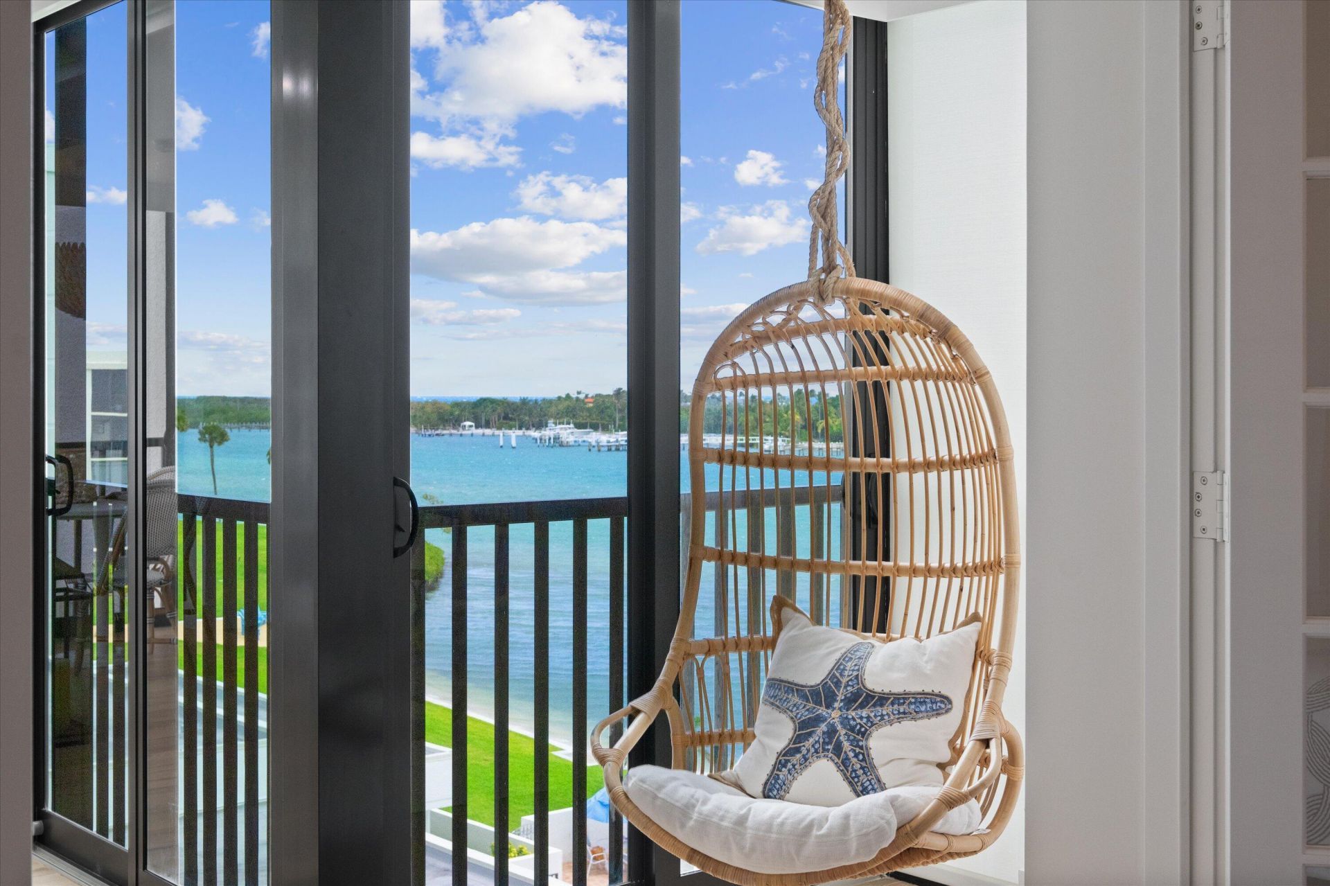 19800 S Sandpointe Bay Drive, Unit 510, Tequesta, FL 33469 Photo